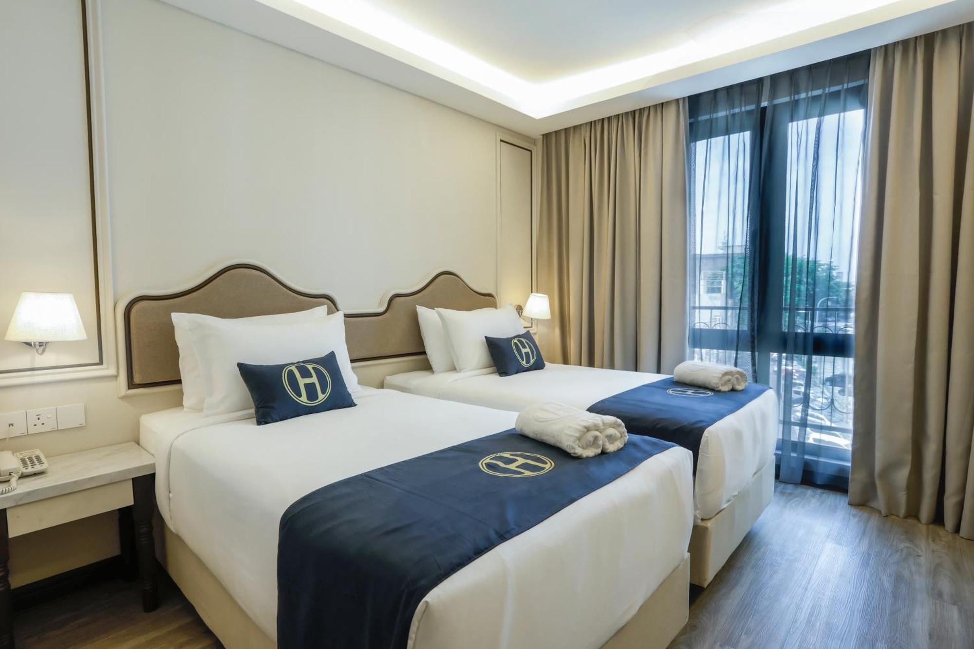 The Host Hotel Ipoh Exterior foto